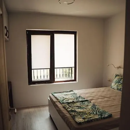 Lovely Near Kavatsi Appartement