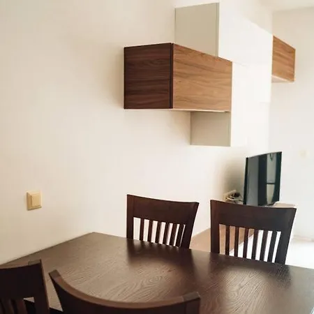 Appartement Lovely Near Kavatsi *